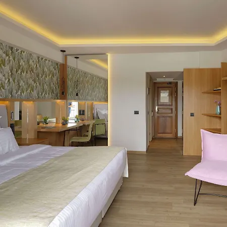 Dolce By Wyndham Athens Attica Riviera Hotel 5*