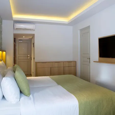 Hotell Dolce By Wyndham Athens Attica Riviera 5*